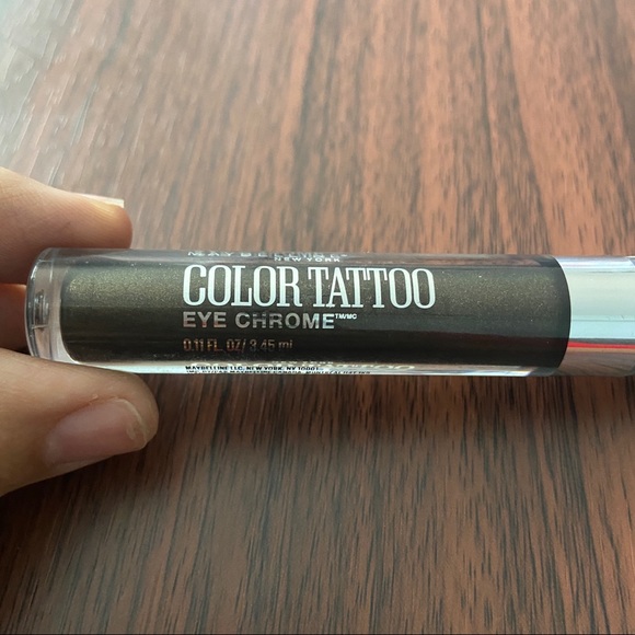 Maybelline Color Tattoo Eye Chrome Fools Gold New - Picture 4 of 5